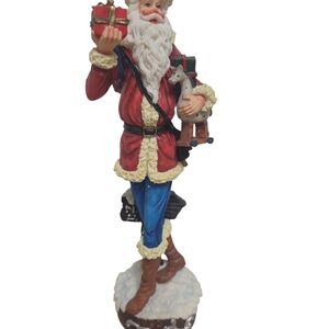 Roma Santa Claus Figurine in Red and Blue